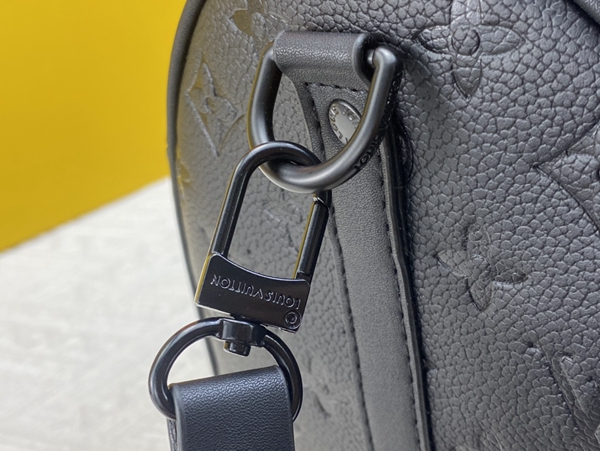 ルイヴィトンバッグ着用イメージ